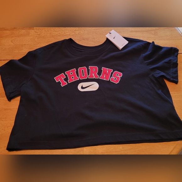 Nike Tops - Nike Thorns Crop Tee L-Women's
